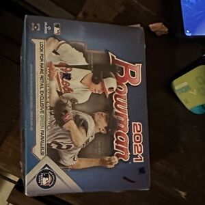 2021 Baseball Card Box - Blue
